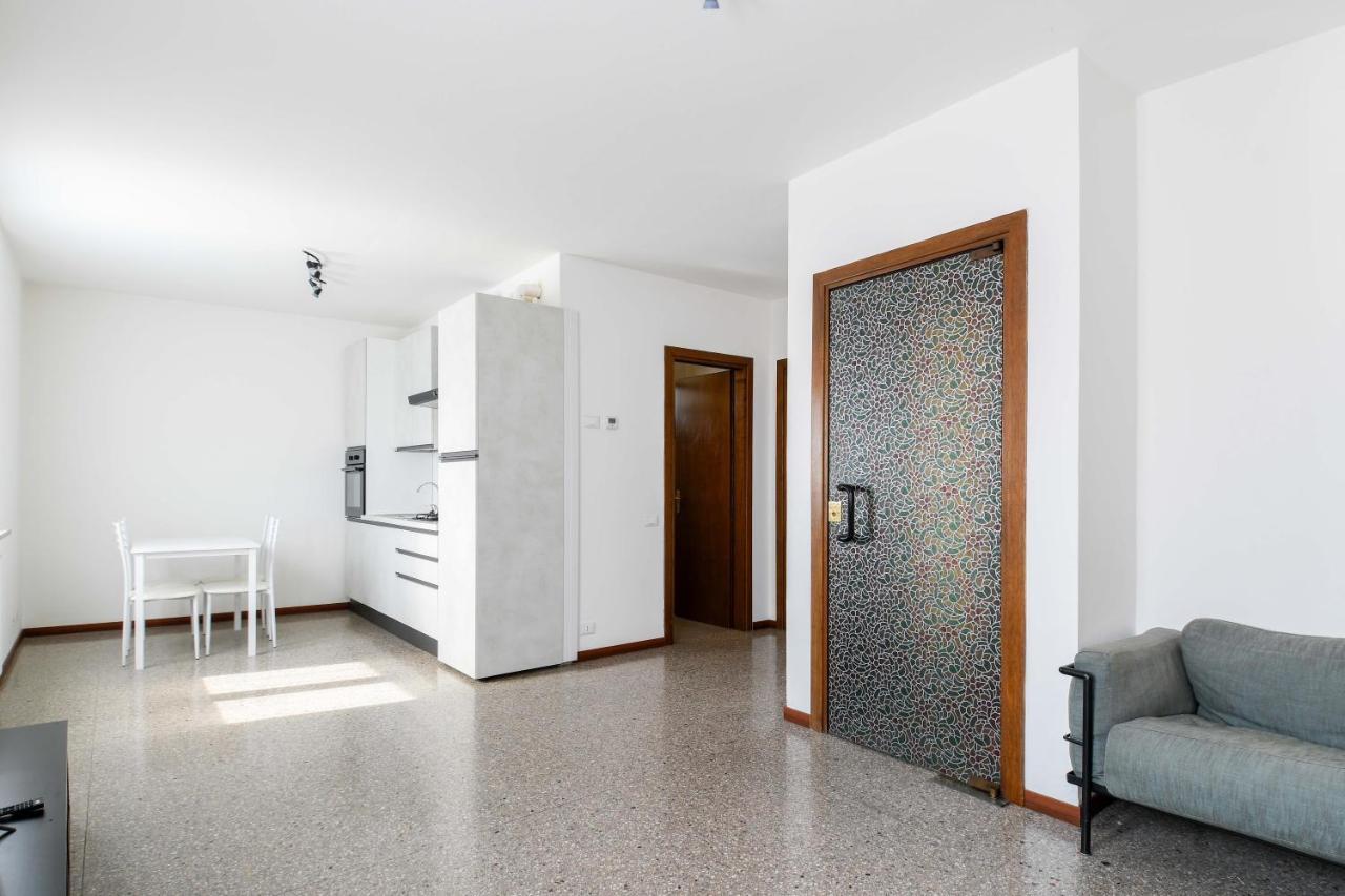 Sole Apartment Albano Sant'alessandro Exterior photo